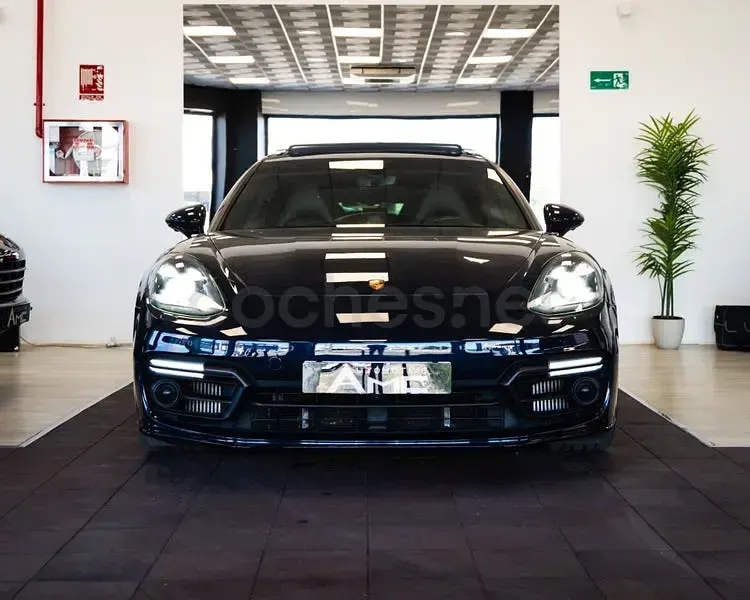 Usado Porsche Panamera 4 E-Hybrid Sport Turismo Sport Turismo 462 CV (339 kW) 2019 Azul Familiar