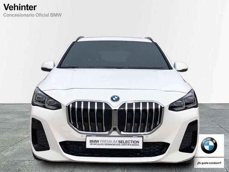 Usado BMW 225 Active Tourer Comfort Edition 245 CV (180 kW) 2023 Blanco Monovolumen