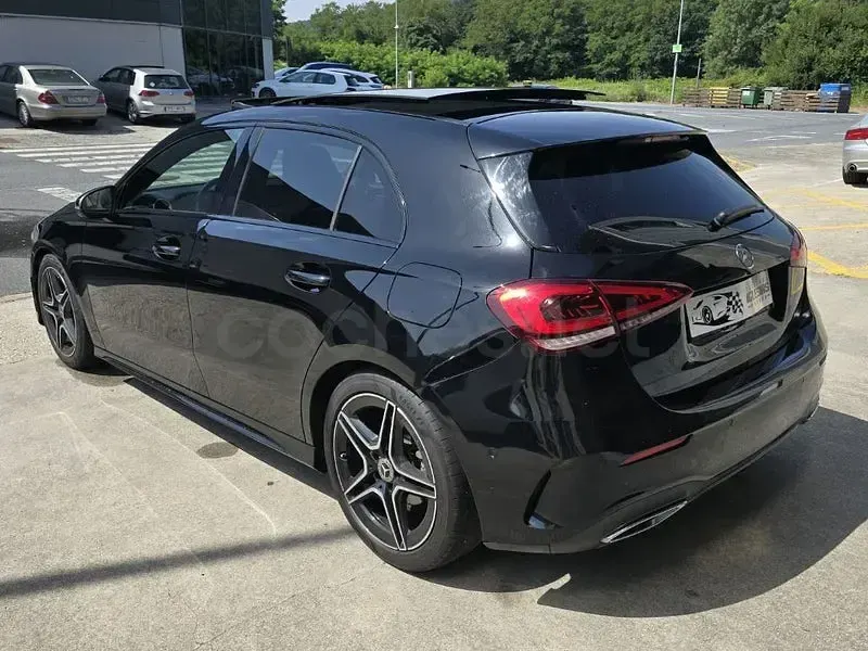 Usado Mercedes A200 163 CV (119 kW) 2022 Negro Berlina