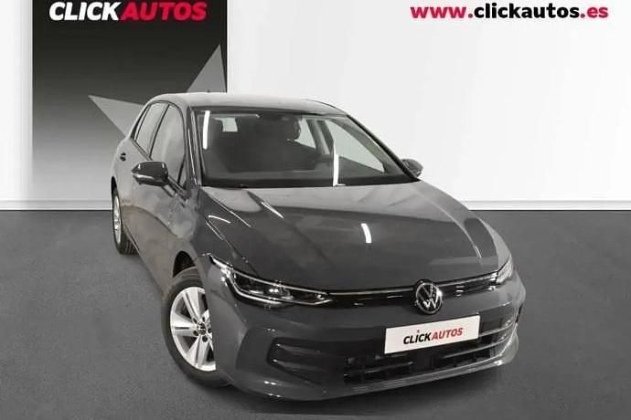 Begagnad VW Golf VIII 115 HK (84 kW) 2025 Grå