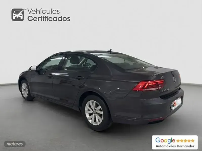 Usado VW Passat Executive 122 CV (89 kW) 2020 Negro Berlina