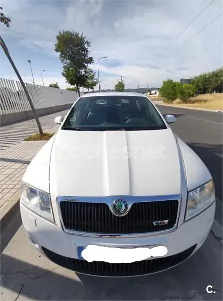 Usado Skoda Octavia RS 170 CV (125 kW) 2008 Blanco Berlina