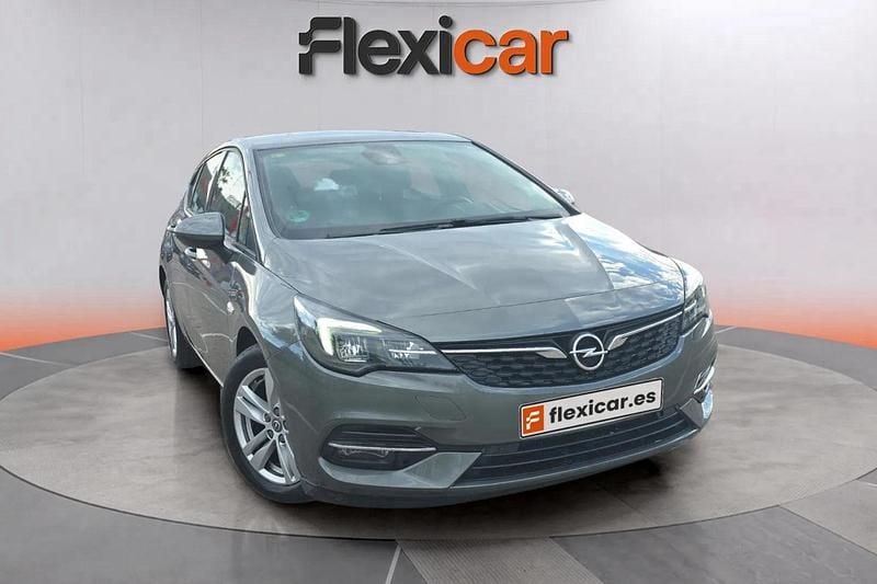 Gris Usado 2020 Opel Astra GS Line Berlina | 9470 € (Super precio) - Imagen 1/4