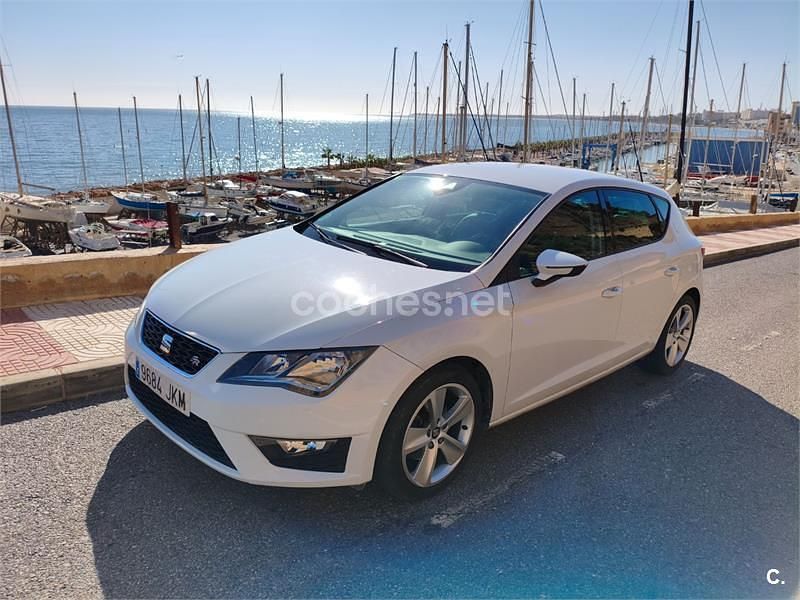 Usado Seat Leon FR 150 CV (110 kW) 2015 Blanco Berlina