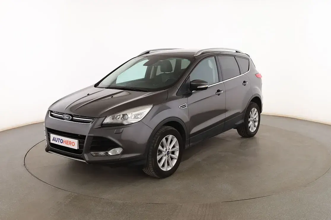 Usado Ford Kuga Titanium 120 CV (88 kW) 2016 SUV