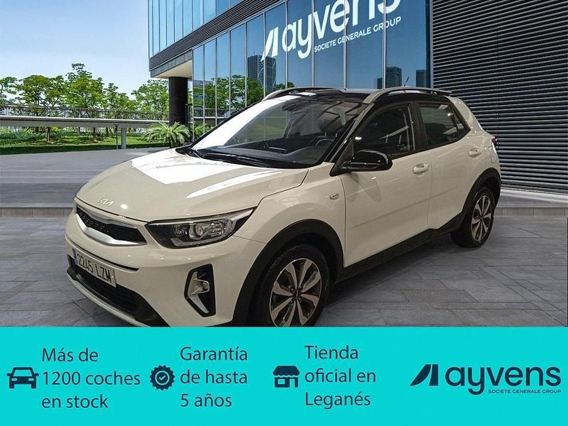 Blanco Usado 2022 Kia Stonic Plus SUV | 15.800 € (Precio justo) - Imagen 1/4