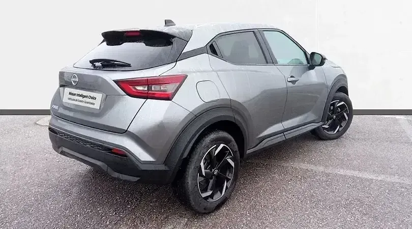 Usado Nissan Juke N-Connecta 114 CV (83 kW) 2024 Skyline grey SUV