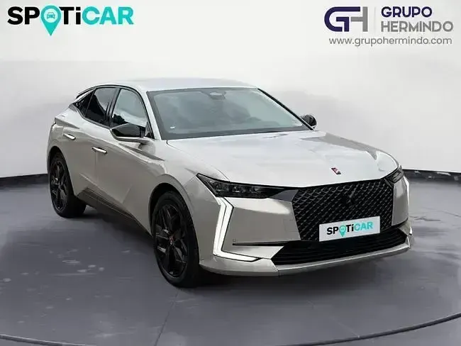 Usado DS Automobiles DS4 Performance 225 CV (165 kW) 2024 Gris SUV