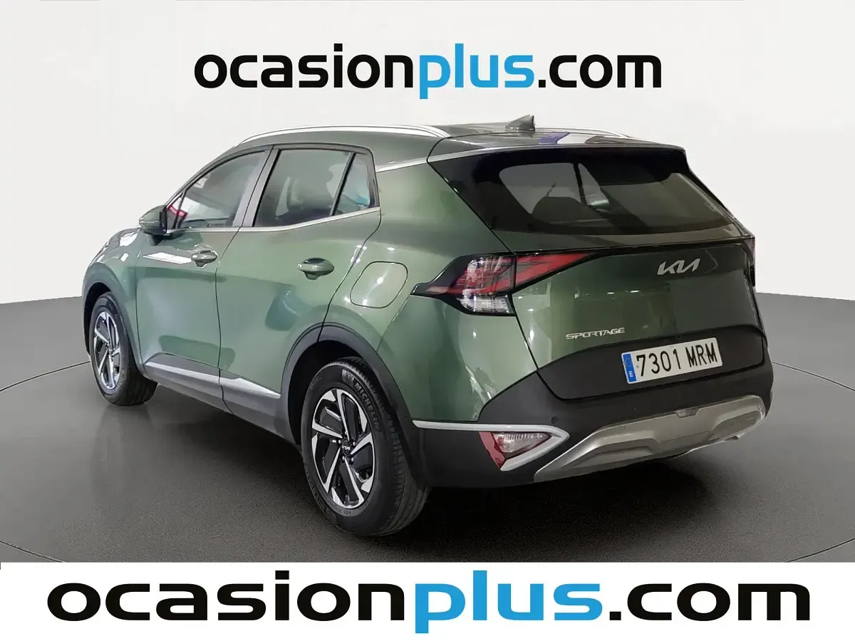 Usado Kia Sportage 150 CV (110 kW) 2024 Verde SUV