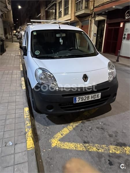 Usado Renault Kangoo Expression 85 CV (62 kW) 2011 Blanco Monovolumen