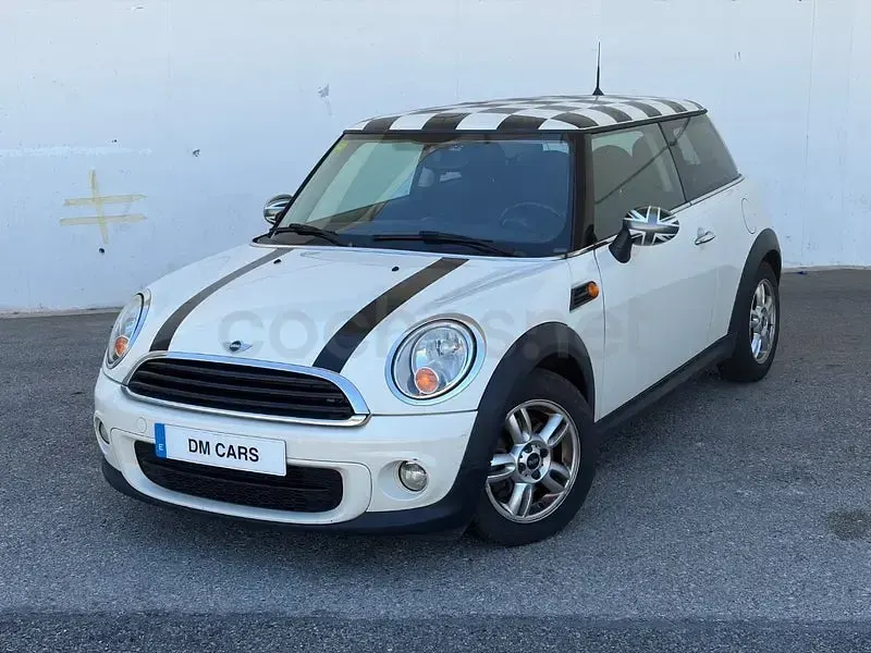 Usado Mini Cooper D 112 CV (82 kW) 2012 Blanco Utilitario