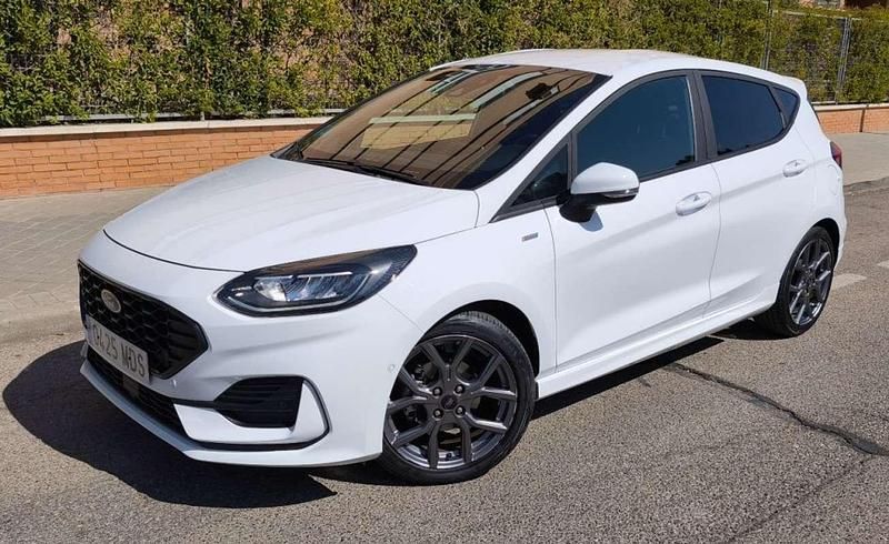 Usado Ford Fiesta ST-Line X 125 CV (91 kW) 2023 Blanco Utilitario