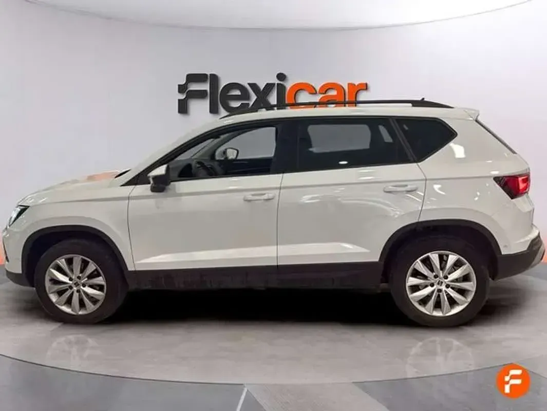 Usado Seat Ateca 150 CV (110 kW) 2023 Blanco SUV