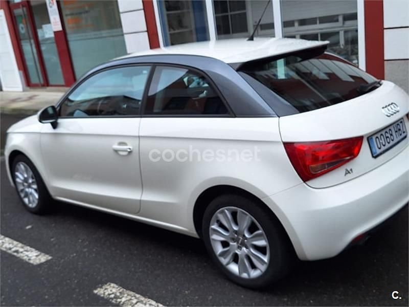 Usado Audi A1 Ambition 105 CV (77 kW) 2011 Blanco Utilitario