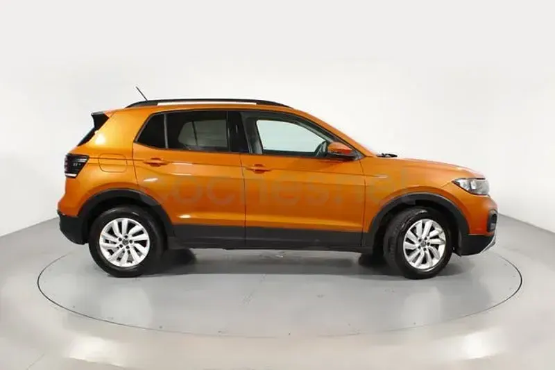 Usado VW T-Cross Advance 110 CV (80 kW) 2022 Naranja SUV