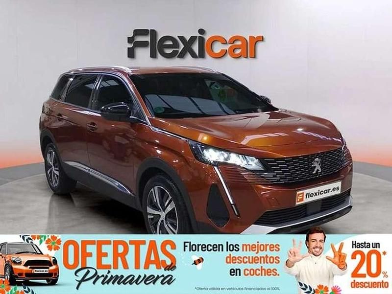 Usado Peugeot 5008 Allure 131 CV (96 kW) 2023 Marrón SUV
