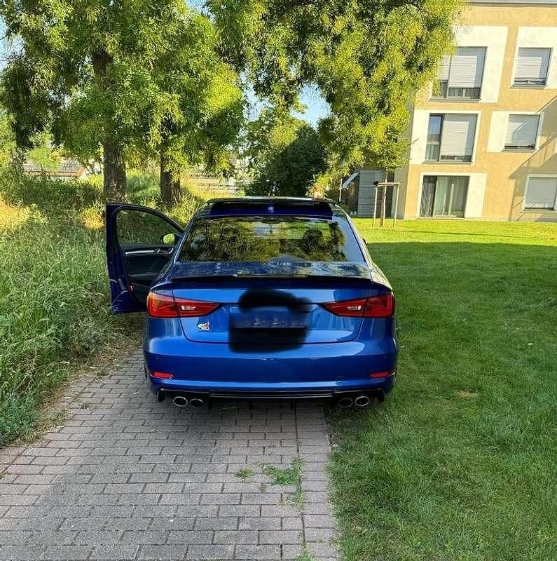 Usado Audi S3 Sportback Premium 300 CV (220 kW) 2016 Azul Utilitario