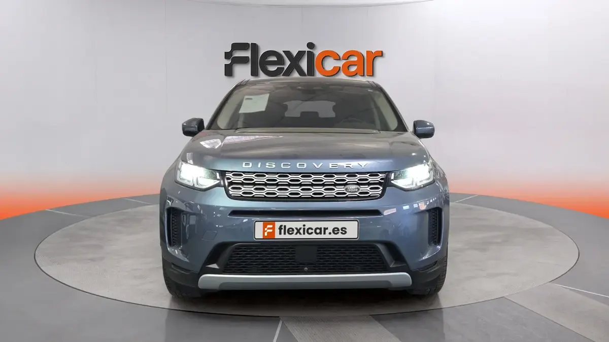 Käytetty Land Rover Discovery Sport R-Dynamic 163 HP (119 kW) 2021 Sininen Katumaasturi