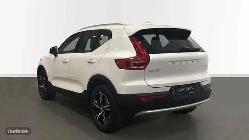 Nuevo Volvo XC40 Core 2026 Blanco SUV