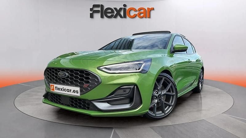 Usado Ford Focus ST 280 CV (205 kW) 2023 Verde Berlina