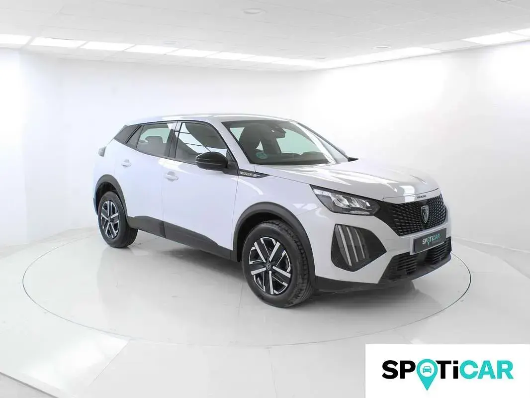 Usado Peugeot 2008 Style 101 CV (74 kW) 2024 Blanco SUV