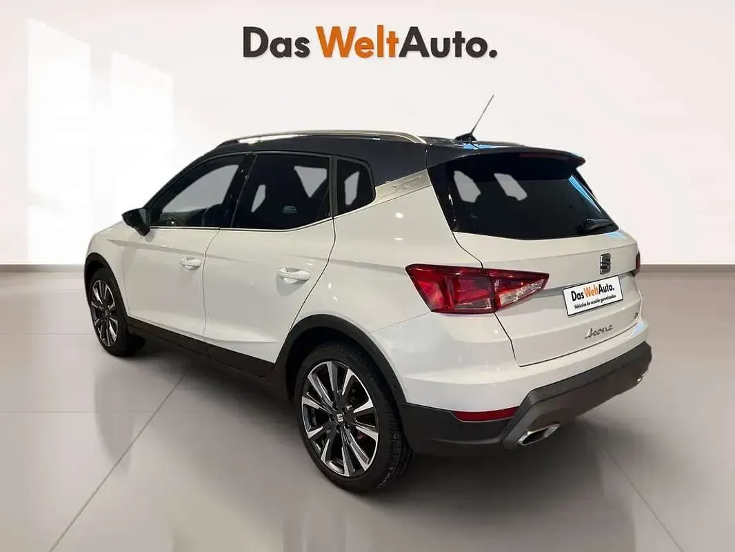Usado Seat Arona FR 116 CV (85 kW) 2026 Blanco SUV