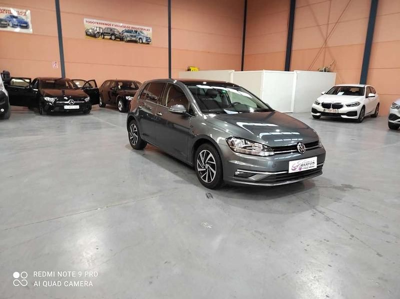 Usado VW Golf VII Edition 116 CV (85 kW) 2019 Gris Utilitario