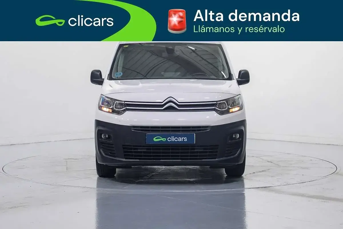 Usado Citroën Berlingo 102 CV (75 kW) 2022 Blanco Monovolumen