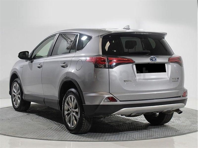 Usado Toyota RAV4 Hybrid Advance 197 CV (144 kW) 2018 Blanco SUV