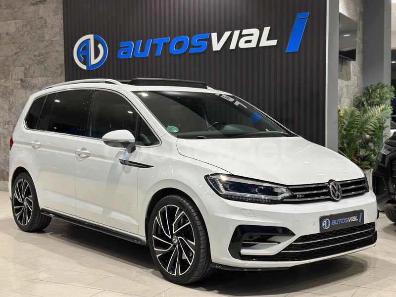 Blanco Usado 2018 VW Touran Sportline Monovolumen | 25.900 € - Imagen 1/4