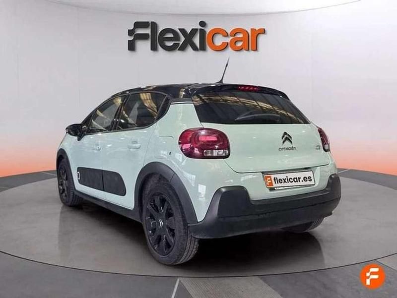 Usado Citroën C3 Feel 110 CV (80 kW) 2017 Verde Utilitario