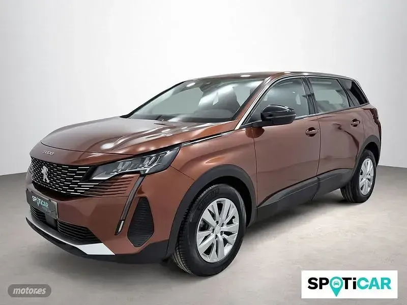 Usado Peugeot 5008 Active 131 CV (96 kW) 2022 Marrón SUV
