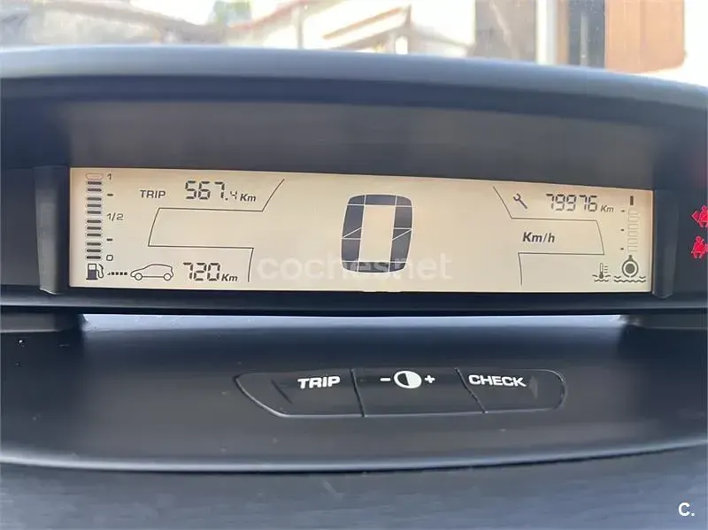 Usado Citroën C4 90 CV (66 kW) 2007 Beige Berlina
