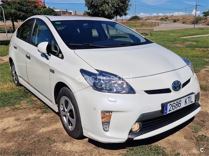 Blanco Usado 2013 Toyota Prius Executive Utilitario | 11.900 € (Precio justo) - Imagen 1/4