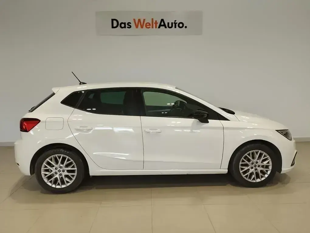 Usado Seat Ibiza FR 110 CV (80 kW) 2024 Otro Utilitario