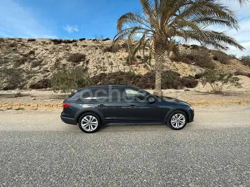 Usado Audi A4 204 CV (150 kW) 2021 Gris / plata Familiar