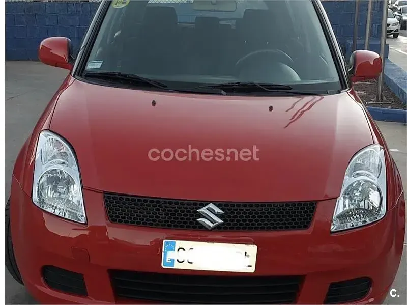 Usado Suzuki Swift GLX 69 CV (50 kW) 2006 Rojo Utilitario