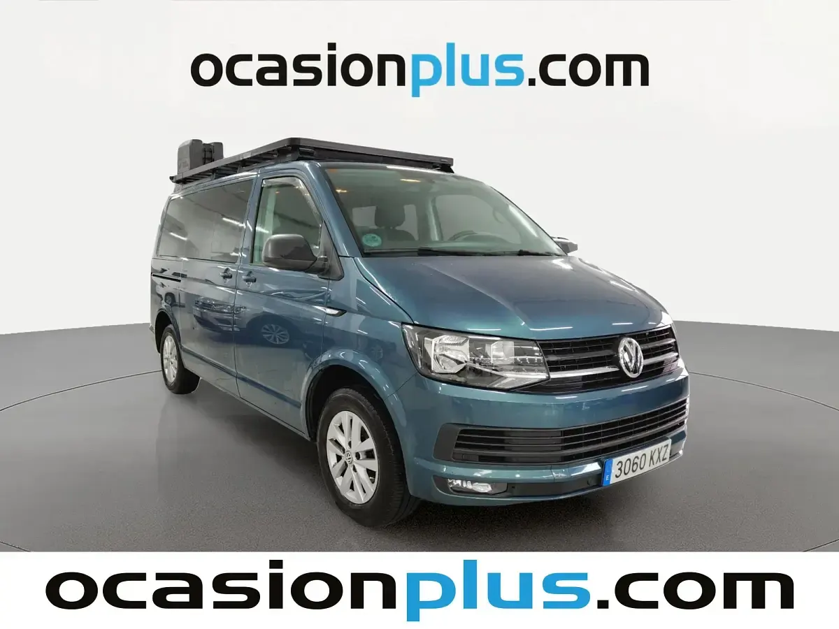 Usado VW Multivan 102 CV (75 kW) 2019 Verde Monovolumen