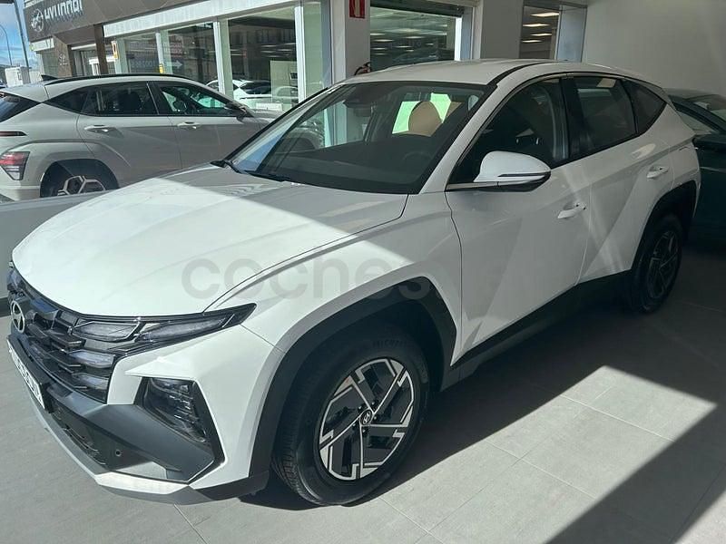 Blanco Nuevo 2025 Hyundai Tucson SUV | 30.175 € (Precio justo) - Imagen 1/4