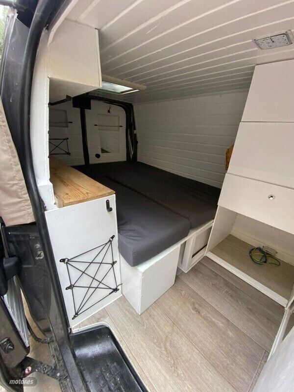 Käytetty Citroën Jumpy 150 HP (110 kW) 2018 Harmaa Tila-auto