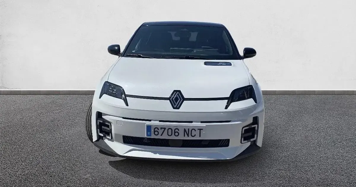 Usado Renault 5 E-Tech Techno 89 kW (122 CV) 2025