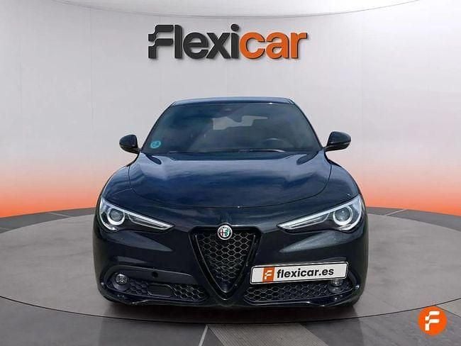 Usado Alfa Romeo Stelvio Sprint 160 CV (117 kW) 2022 Negro SUV