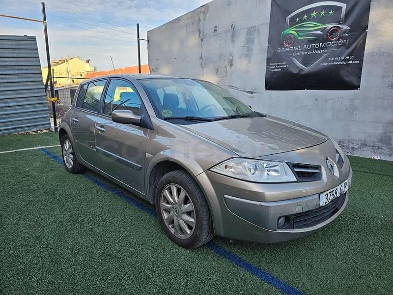 Usado Renault Mégane II Business 105 CV (77 kW) 2008 Beige Berlina
