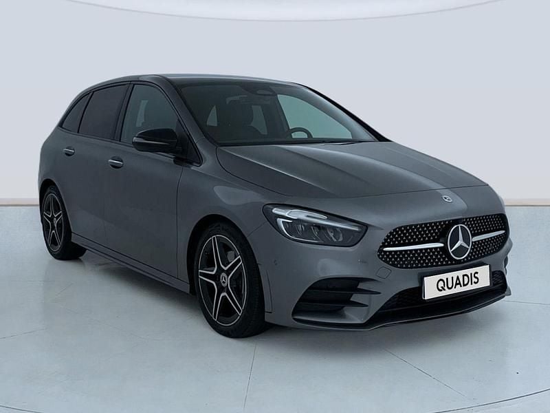Usado Mercedes B200 150 CV (110 kW) 2025 Gris Utilitario