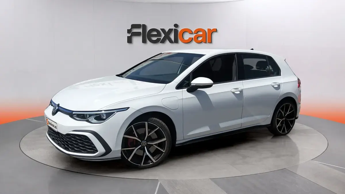 Usado VW Golf VIII GTE 245 CV (180 kW) 2021 Blanco Berlina