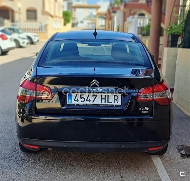 Usado Citroën C5 Seduction 114 CV (83 kW) 2012 Negro Berlina