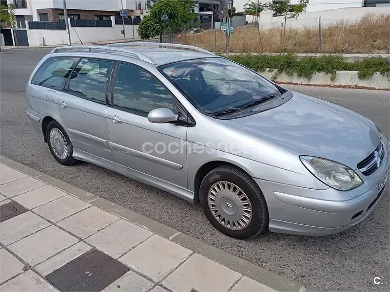 Usado Citroën C5 Exclusive 136 CV (100 kW) 2002 Gris / plata Familiar