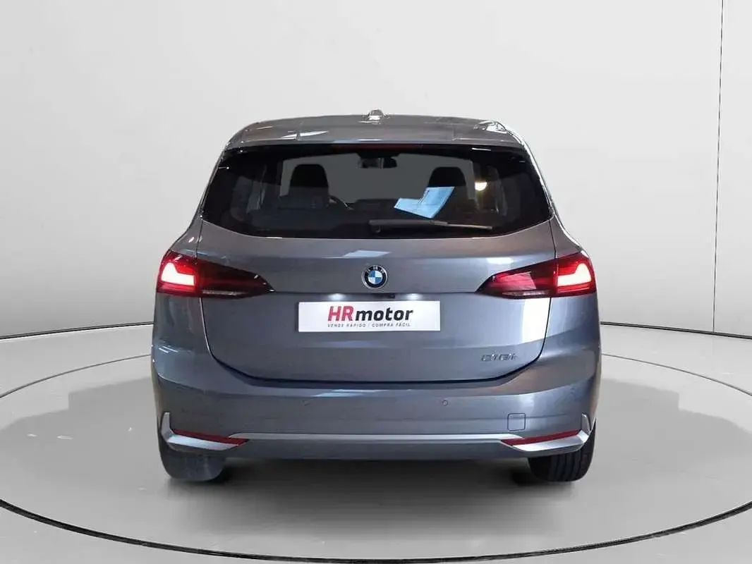 Usado BMW 218 Active Tourer 136 CV (100 kW) 2023 Gris Monovolumen