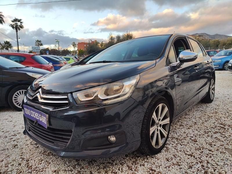 Usado Citroën C4 Live 99 CV (72 kW) 2015 Azul Berlina