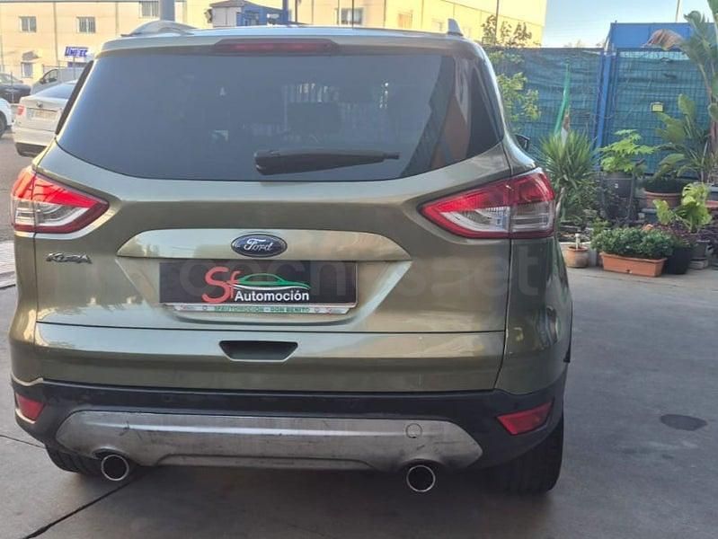 Usado Ford Kuga Titanium 163 CV (119 kW) 2014 Amarillo SUV